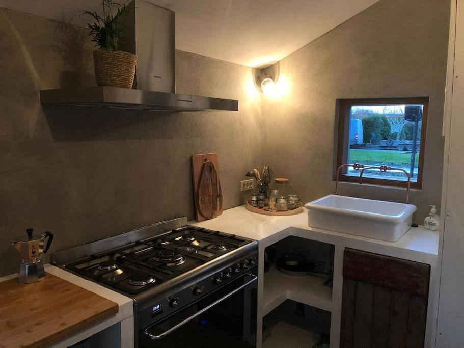 Schuurloft Hof Ten Bogaerde Met Biozwembad, Veldzicht & Uilennest Jabbeke  Exterior photo